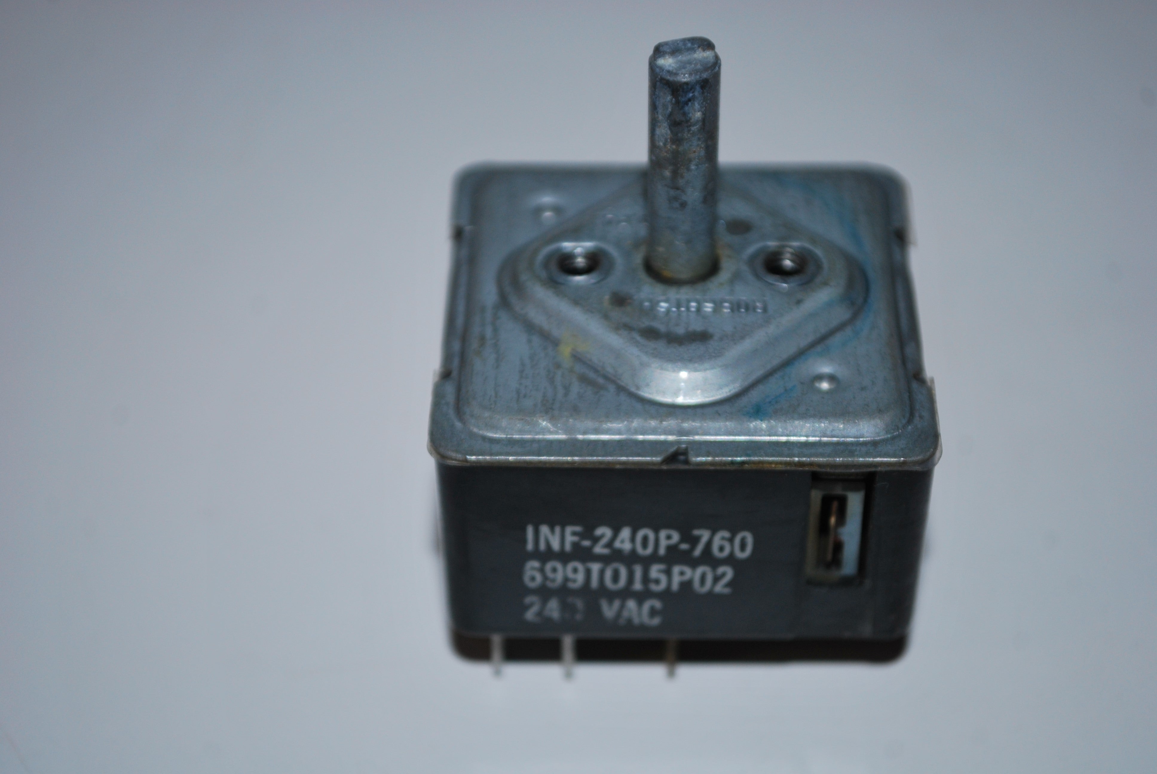 699T015P02 or INF-240P-760