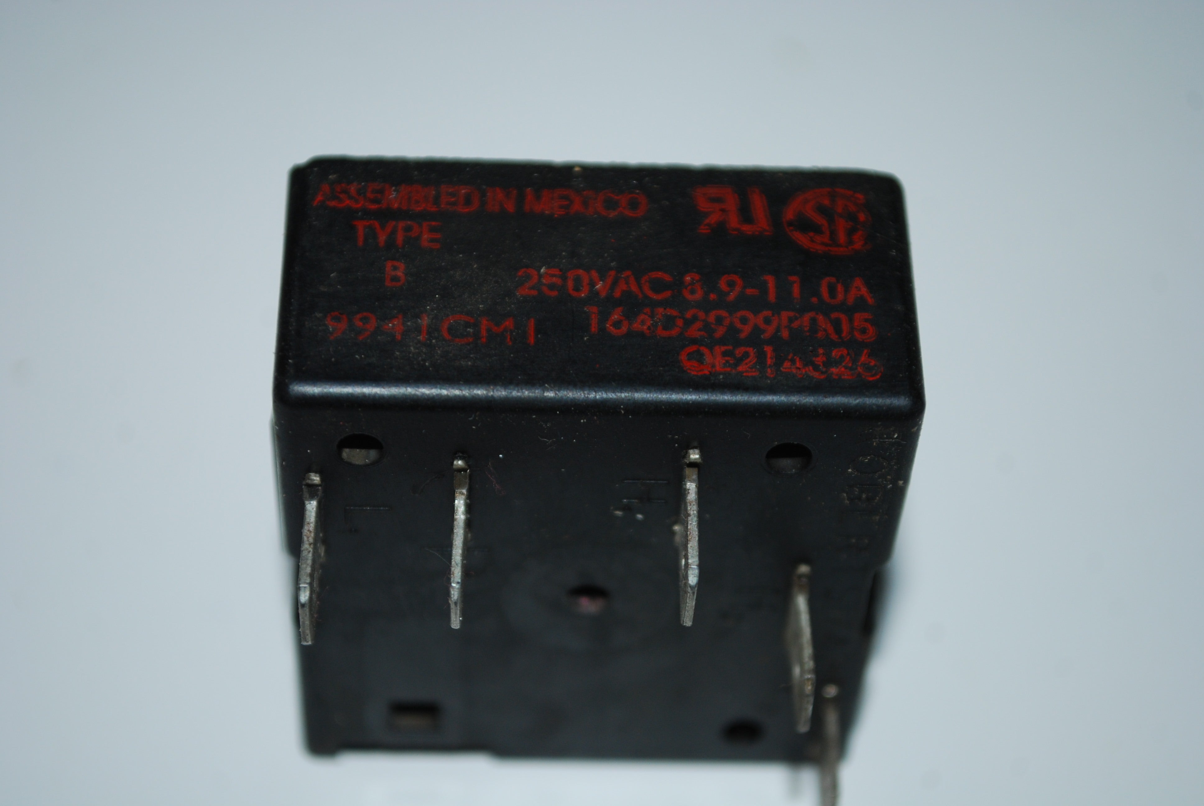 GE General Electric Range Burner Switch 164D2999P005 QE214326 Rated at 8.9-11.0A