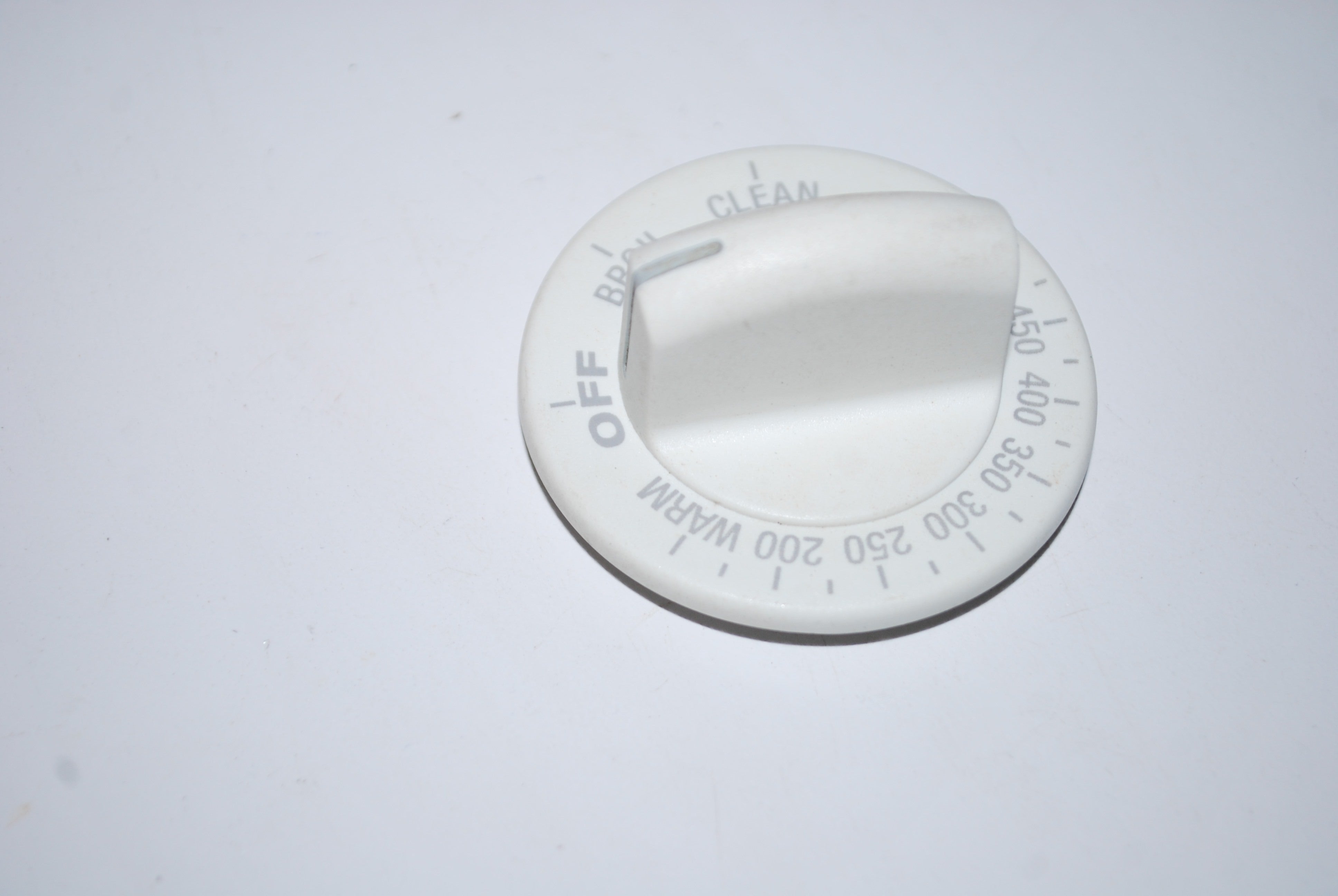 Roper Range Oven Temperature Knob WHite 8053354  KIP 5918   AP2989880