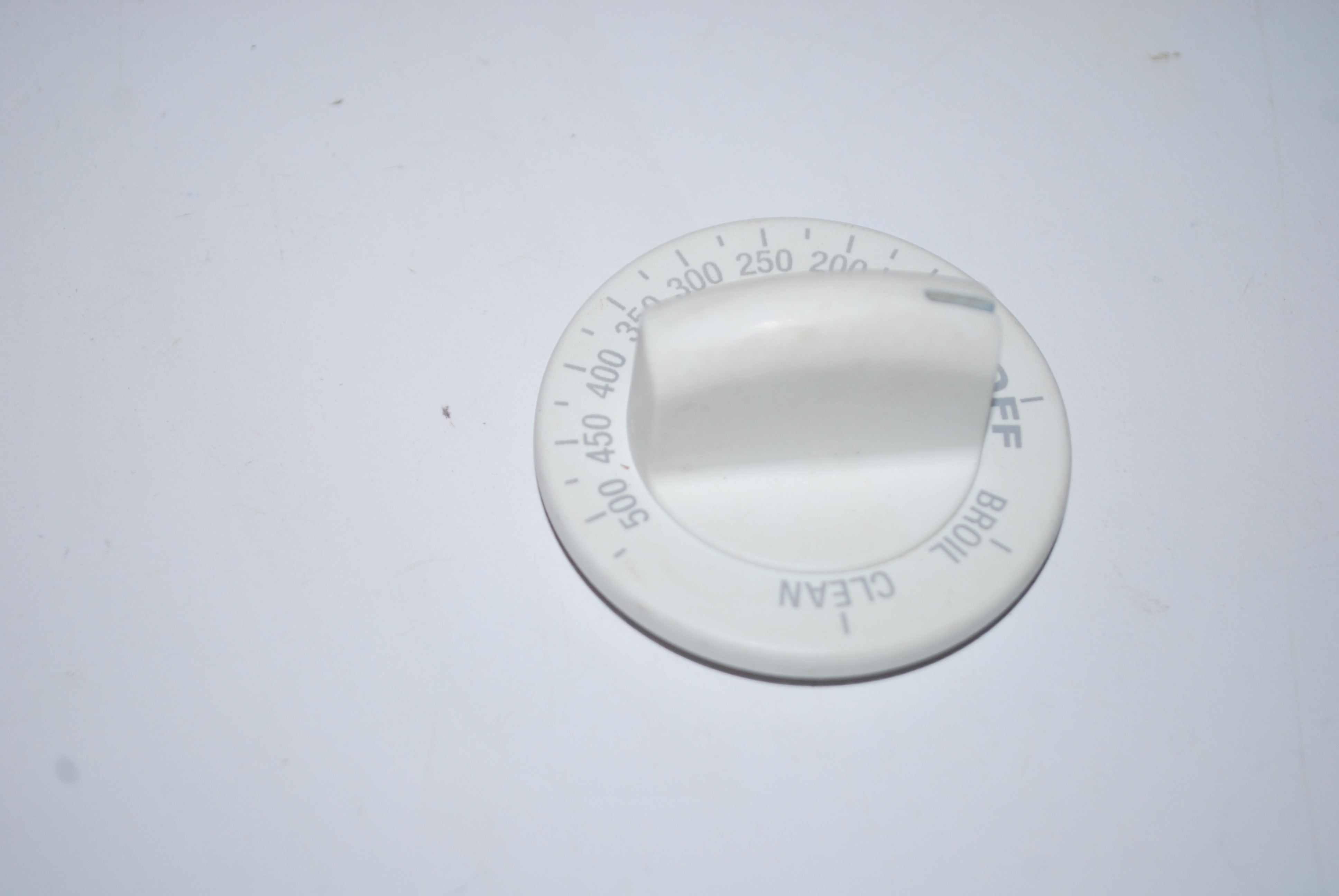 Roper Range Oven Temperature Knob WHite 8053354  KIP 5918   AP2989880