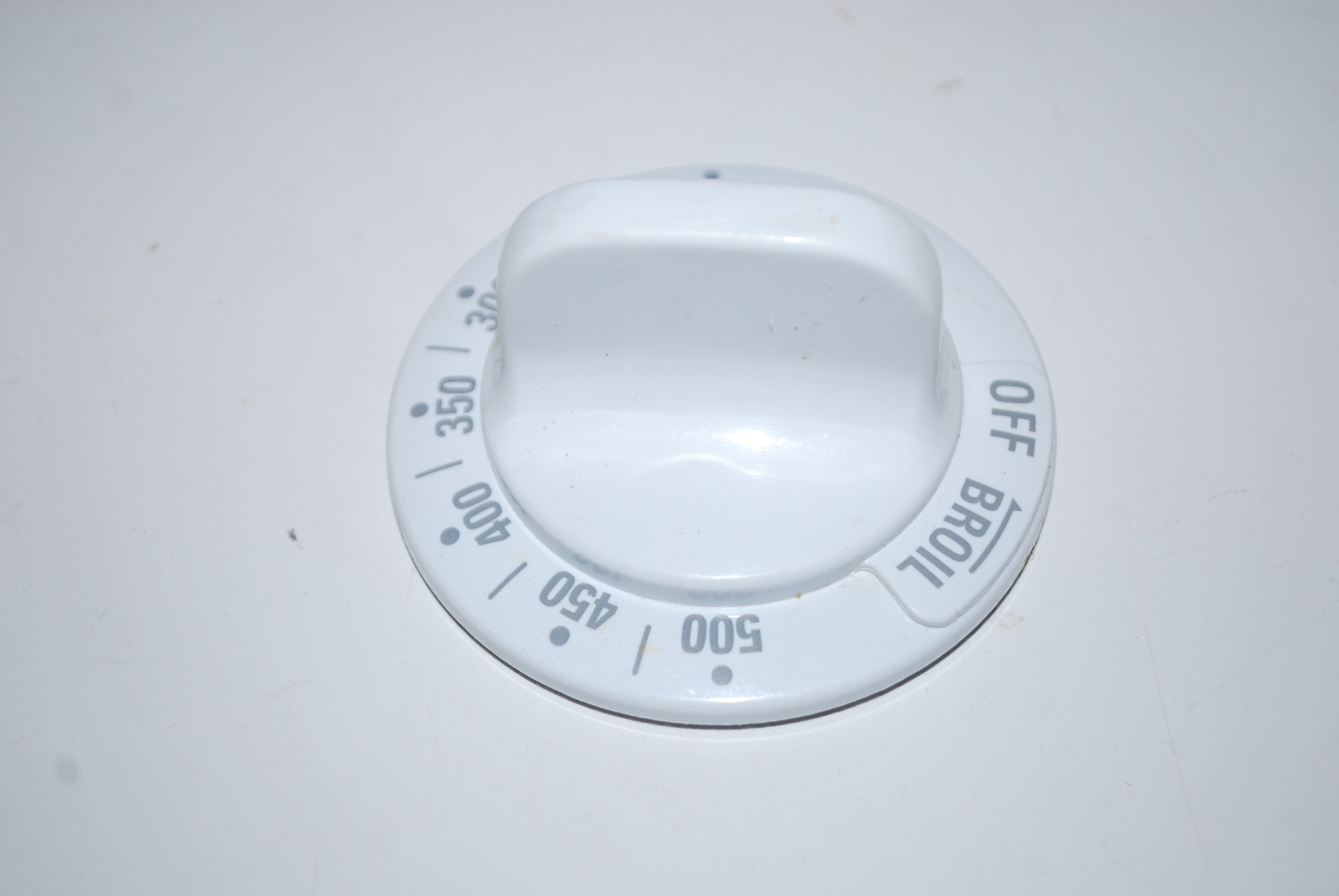 GE Range Oven Temperature Knob White 164D3848  KIP 5A53