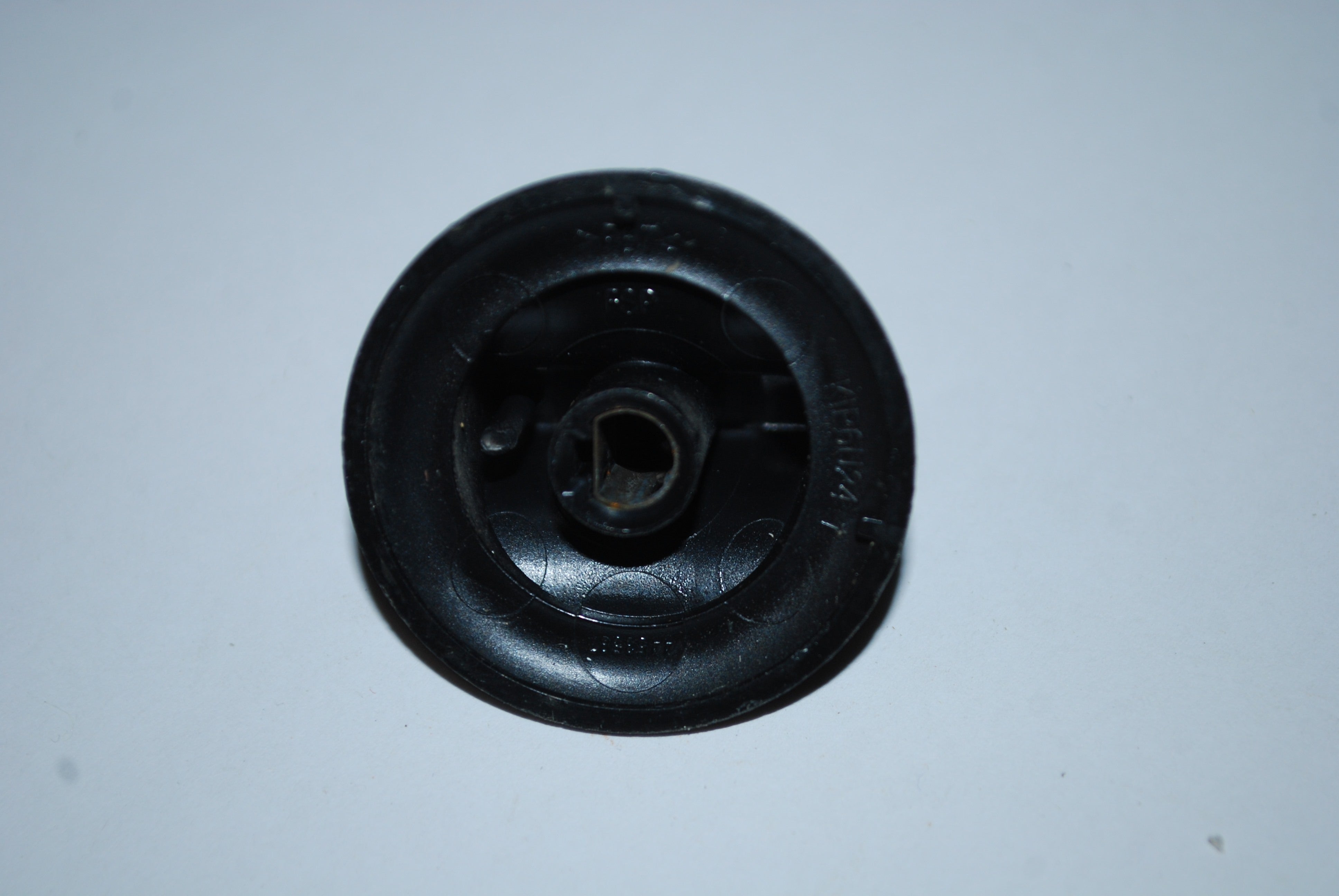 Frigidaire Range Oven Small Thermostat Knob Black 4453537  KIP 6U24