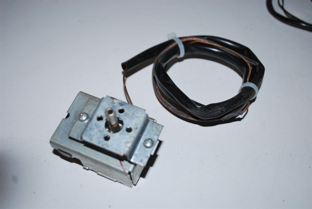 Frigidaire Range Oven Thermostat 1310650  Mod 3ATD1D16A AP2558919