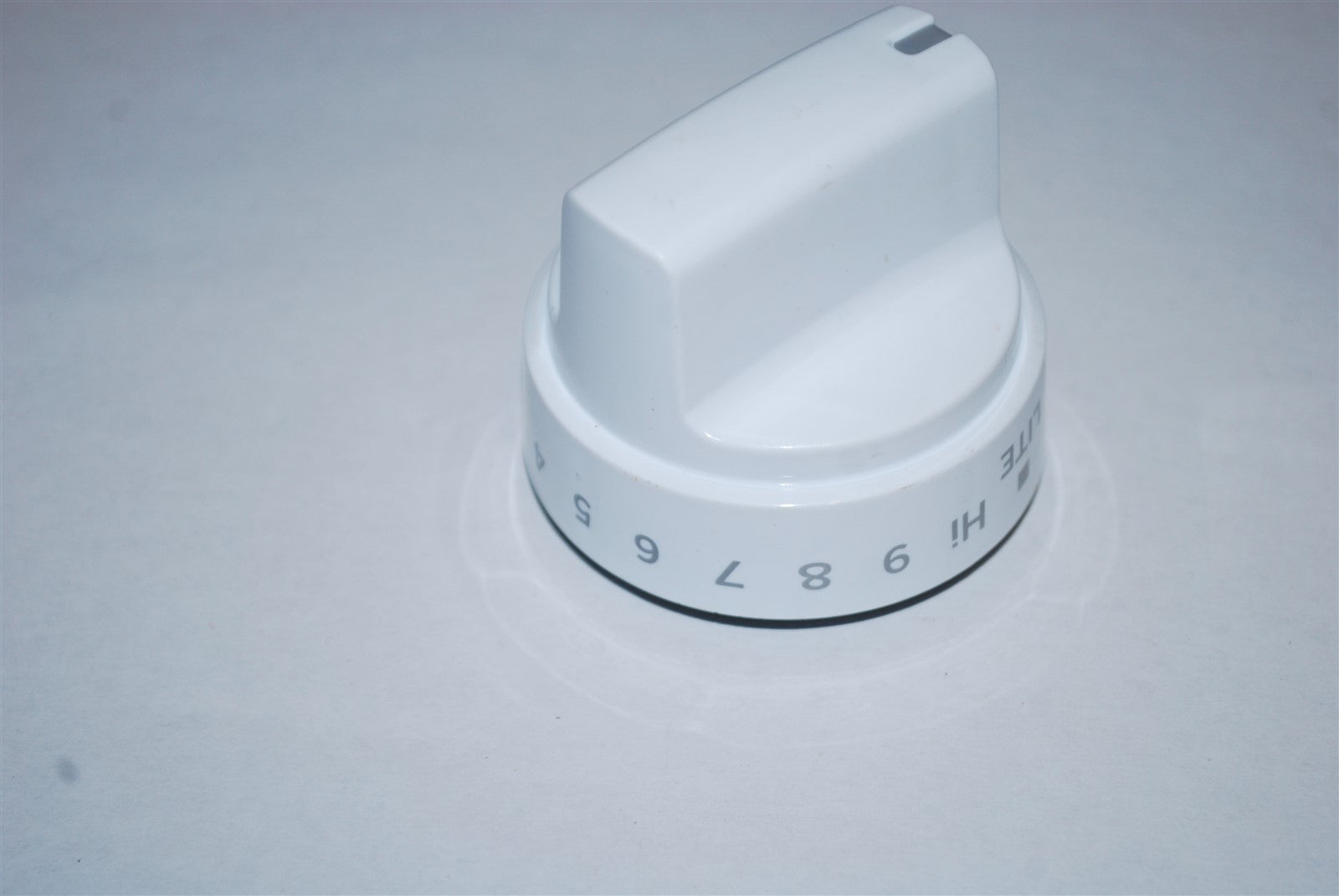 GE Gas Range WHite Knob 222D5793 or KIP 5G92