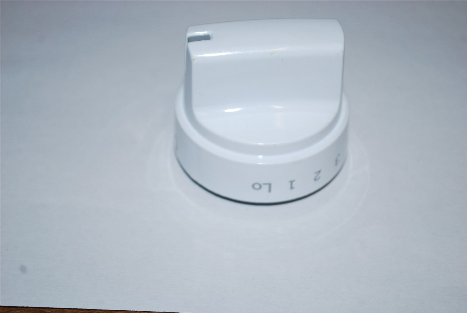 GE Gas Range WHite Knob 222D5793 or KIP 5G92