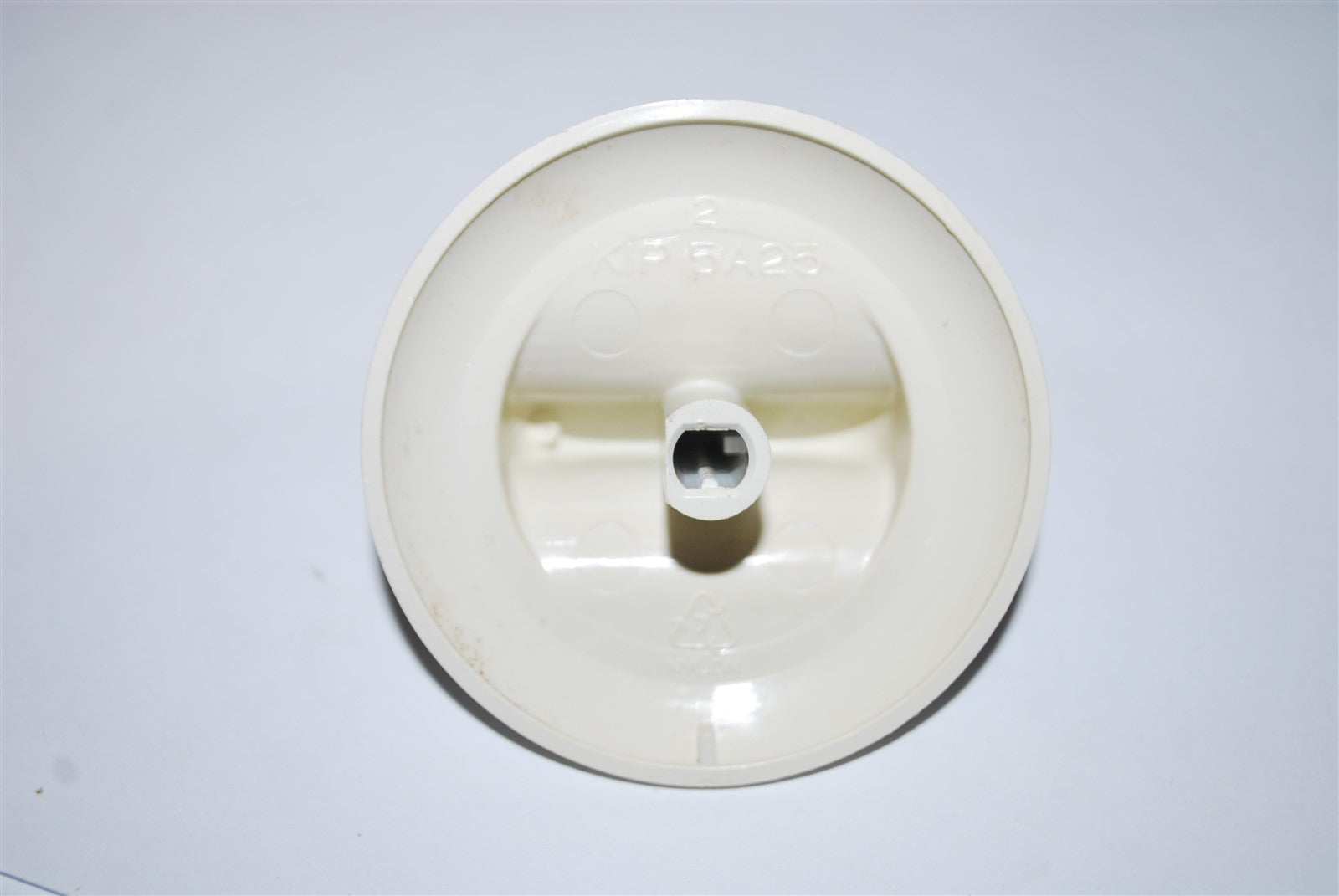 Kenmore Range Oven Off WHite Thermostat Knob KIP 5A25