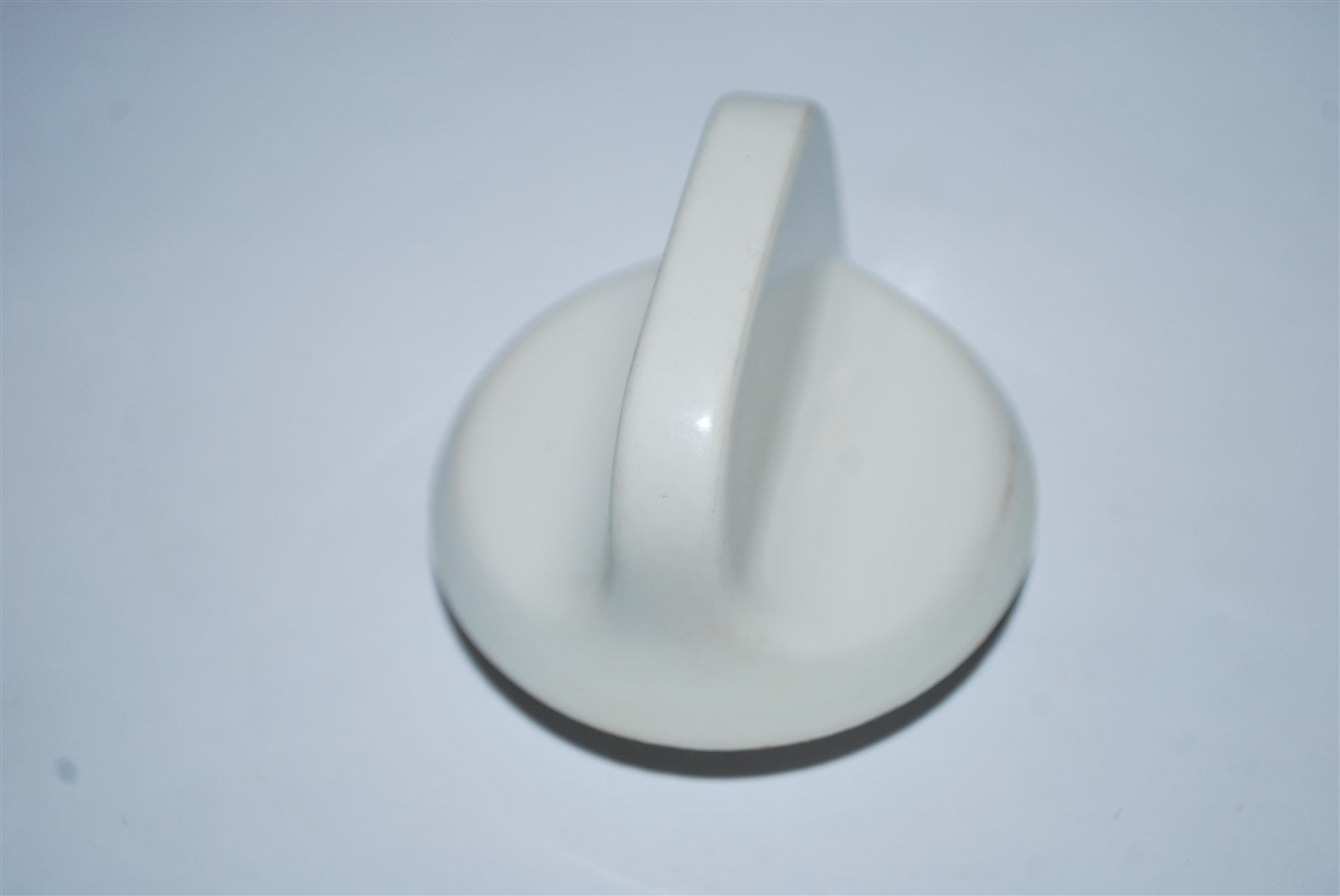 GE Range Oven Off WHite Burner Knob 183D5749 or KIP 5971