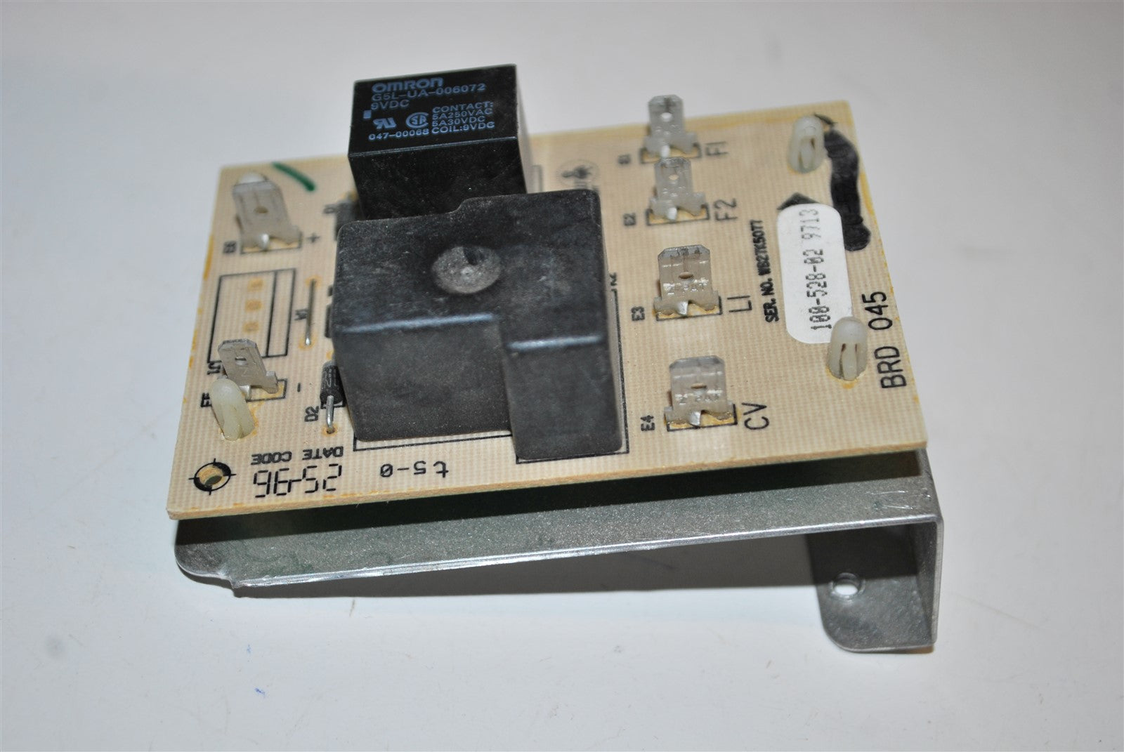 GE Kenmore Range Oven Control Board WB27K5077 or 100-528-02