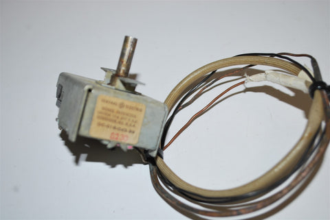 GE Range Oven Thermostat OC-016-043-99  Model 3ATD3C30A