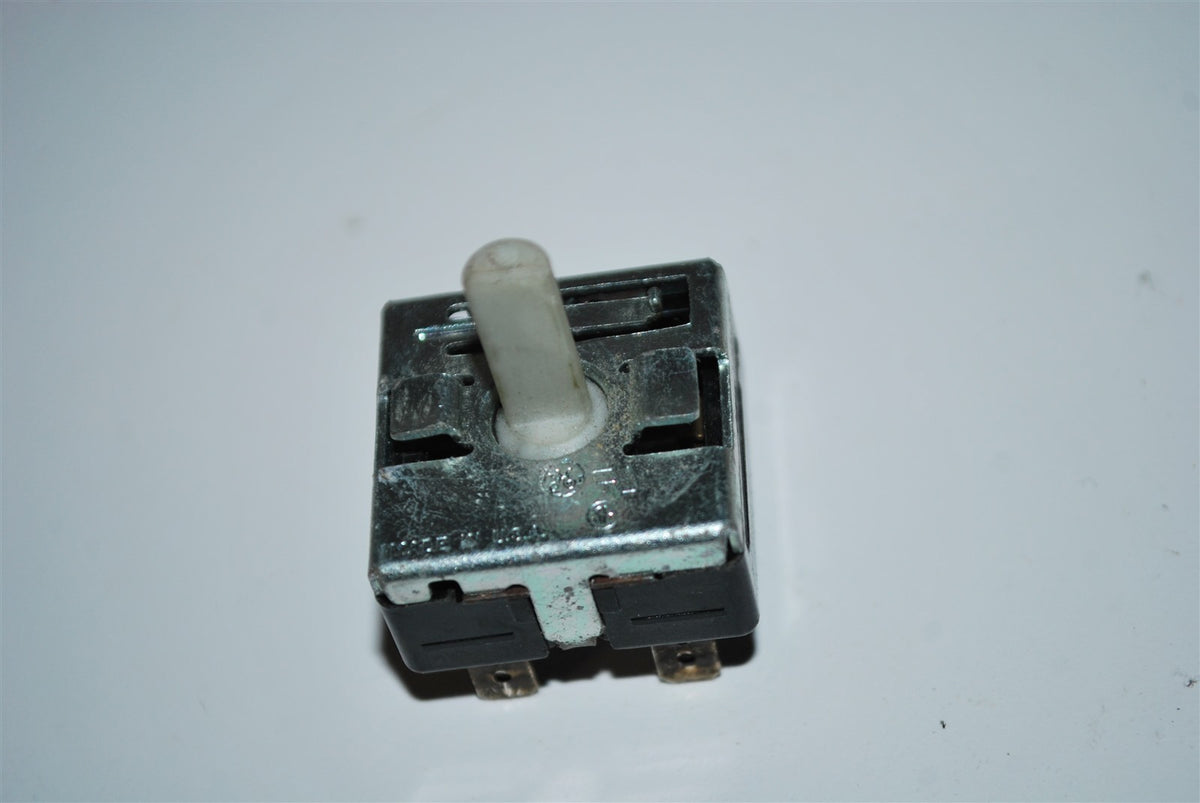 FRIGIDAIRE WHITE WESTINGHOUSE GIBSON Washer Switch 131047000C 134407700 "DO NOT LIST"