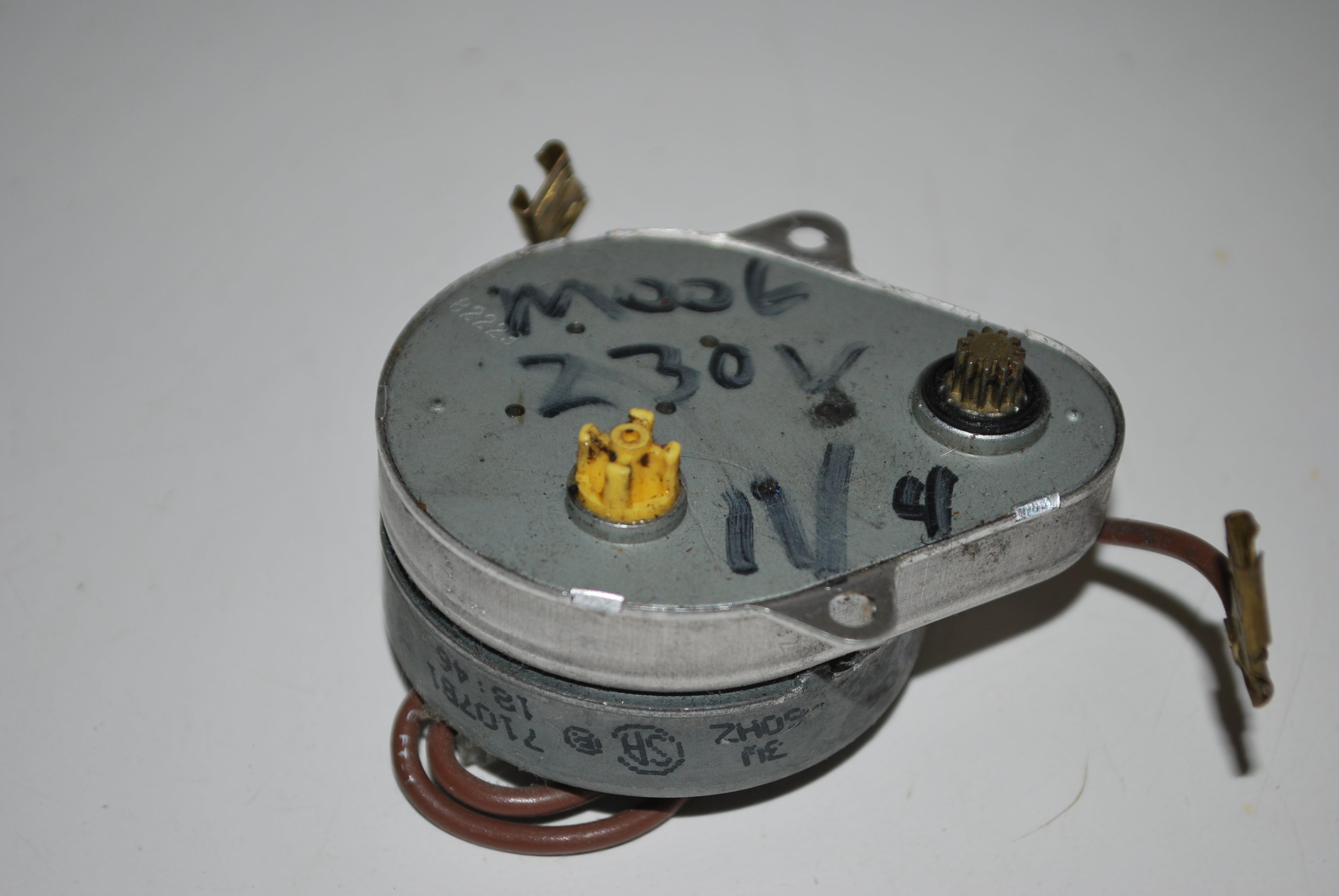 Genuine OEM Dryer Timer M006 230V 11 & 4 Teeth 3 Watt 60HZ