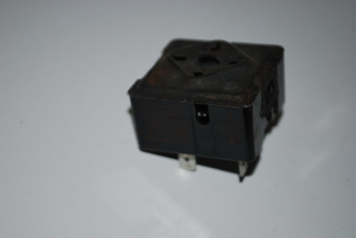 GE Hotpoint Range Burner Switch INF-120D-1194 or 165D4821P001 or WD21X77420