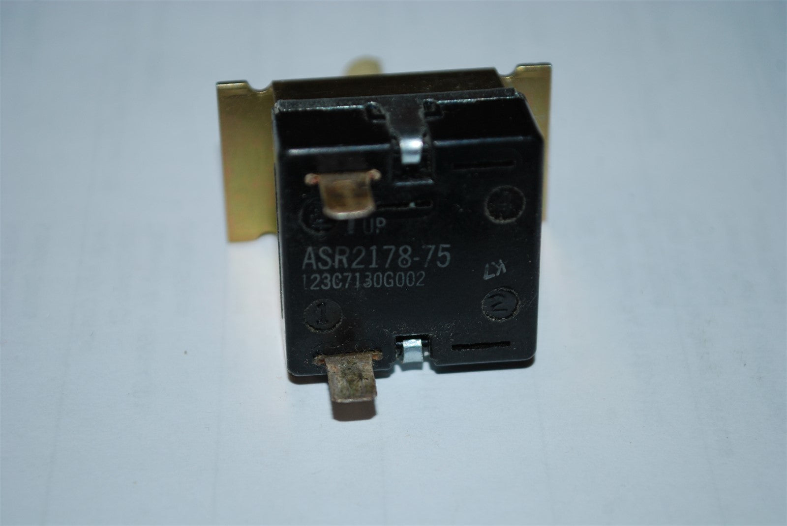 Genuine OEM  GE Dryer Rotary Start Switch 123C7130G002 or ASR2178-75