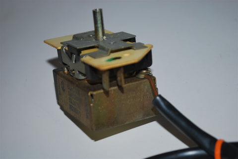 GE Range Oven Thermostat WB20X2071 or 164D3084P001