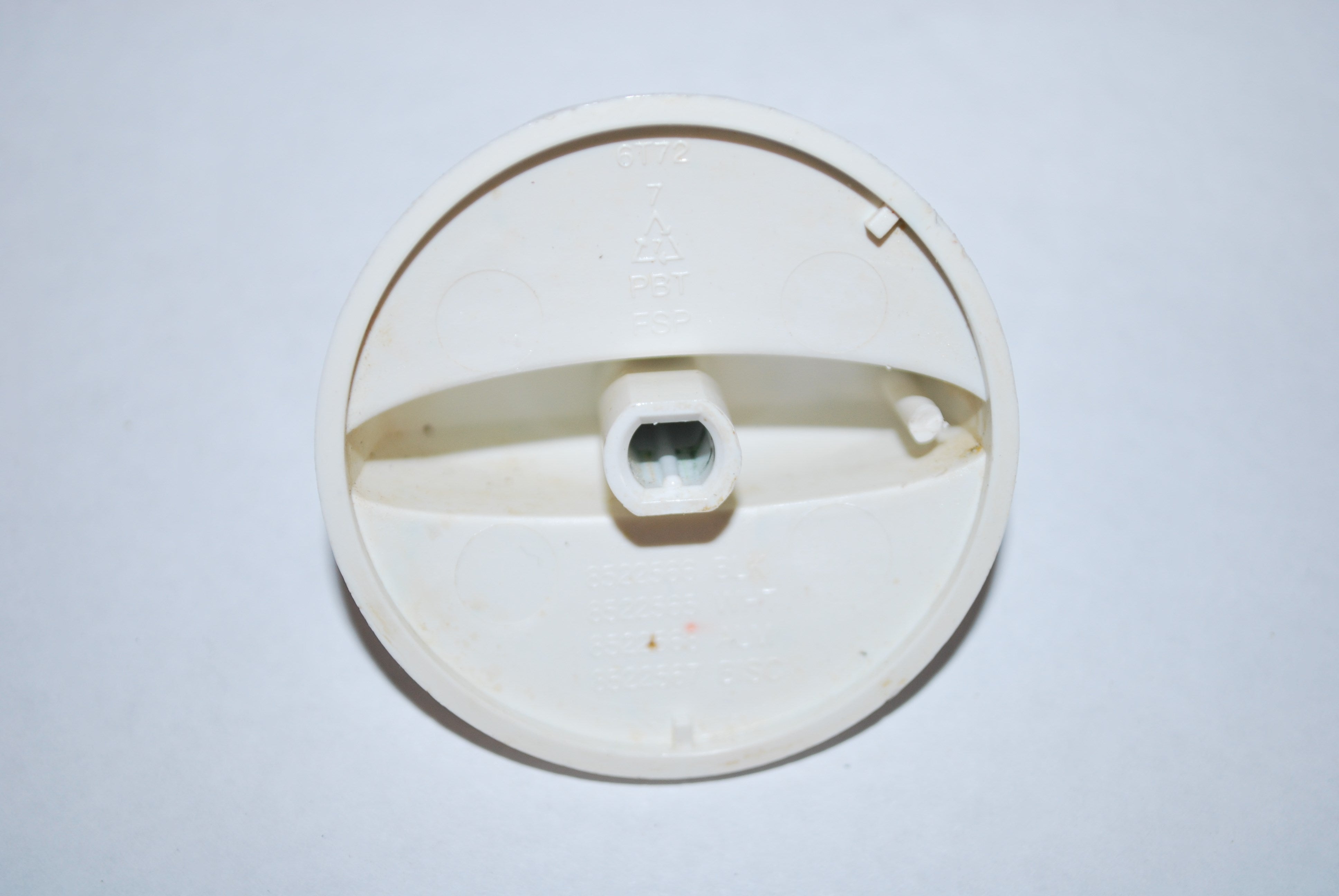 DO NOT LIST WHIRLPOOL Range Oven Infinite Knob OFF WHITE Bisc 8522567 WP8522567 AP6012819